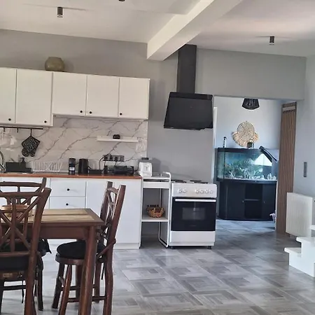 Holiday home Elyra House