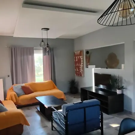 度假居 Elyra House *