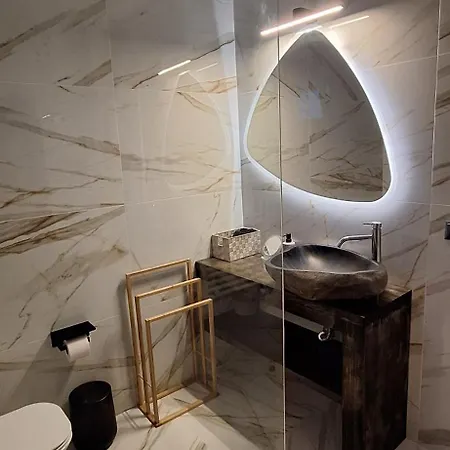 Elyra House 度假居