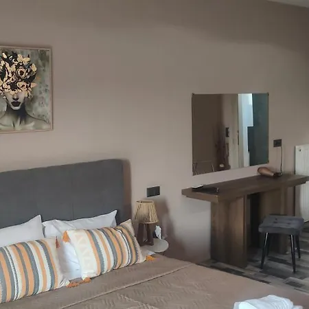 Holiday home Elyra House