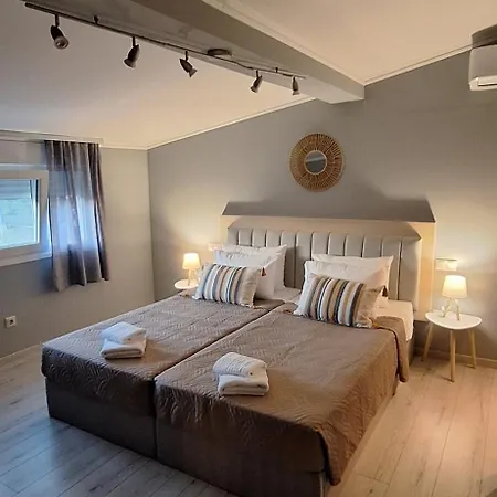 Elyra House 度假居 Perivólion